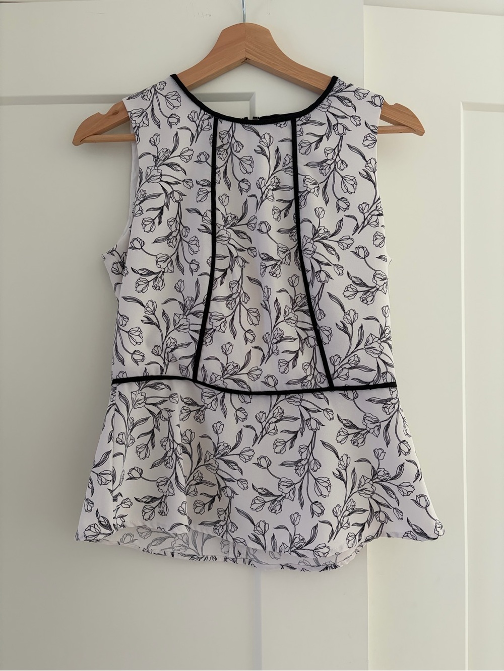 Banana Republic White Floral Sleeveless Peplum Top with Black Trim